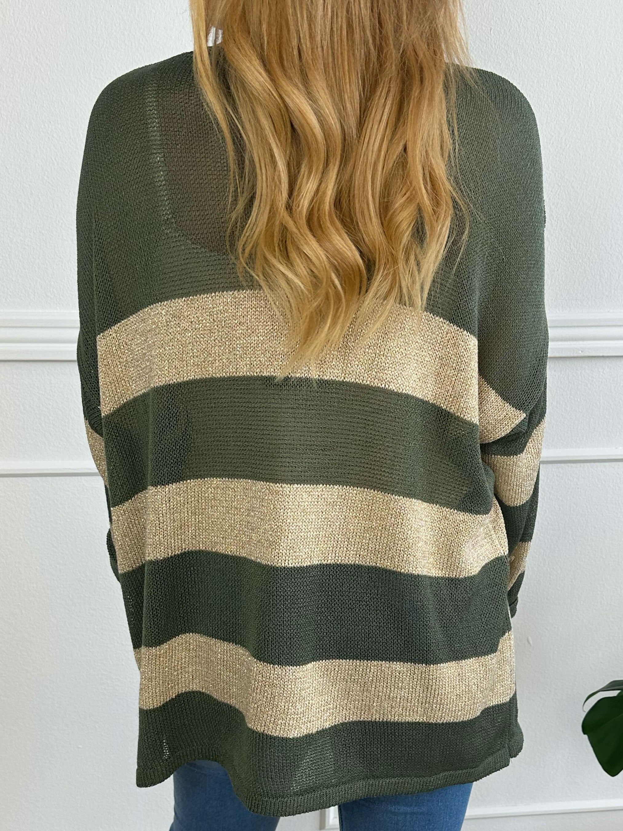 Dima - Stickad tröja i viskos med guld ränder